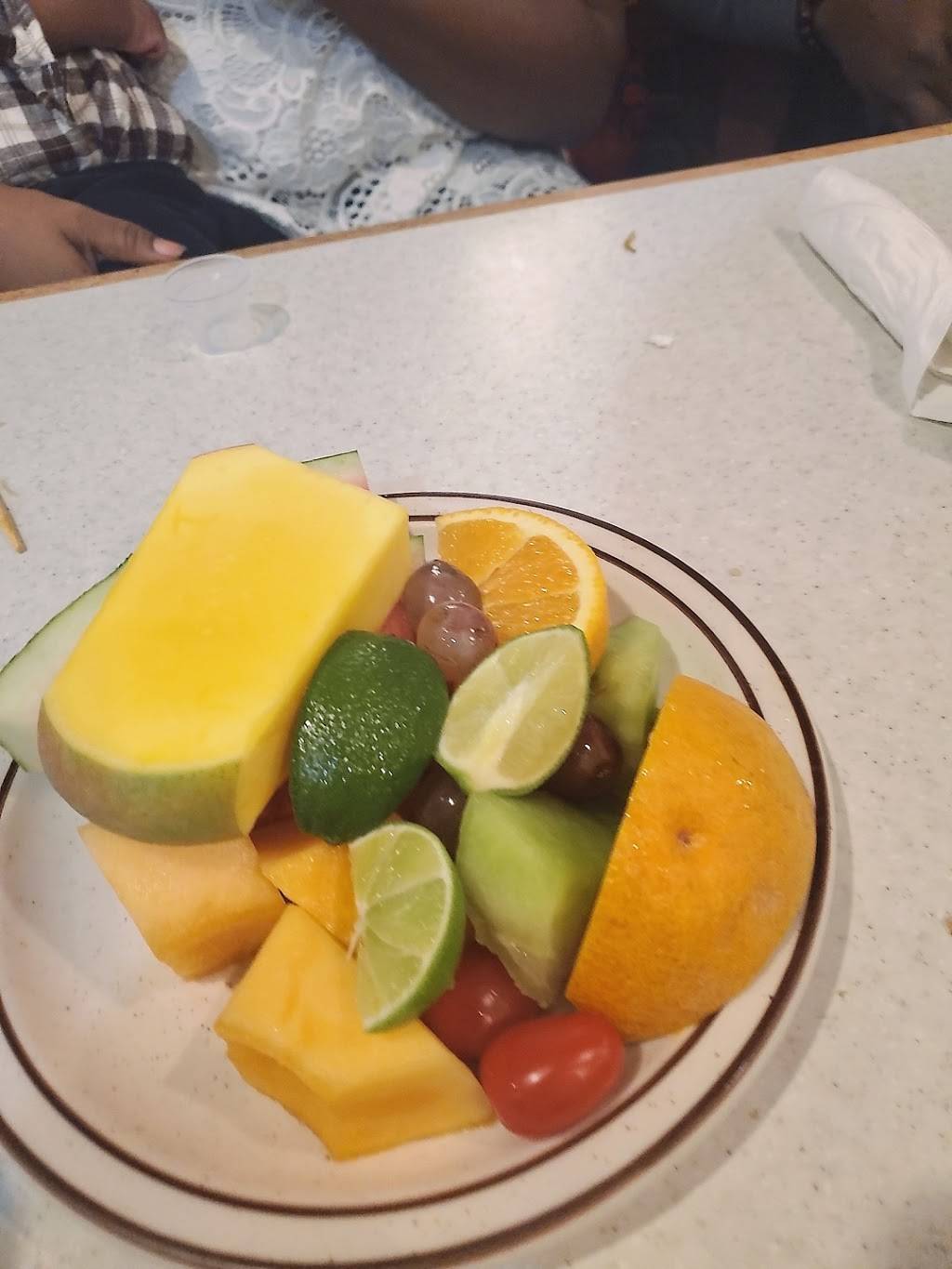 Great Moon Buffet | restaurant | 1200 S Robert St, West St Paul, MN 55118, USA | 6515540558 OR +1 651-554-0558