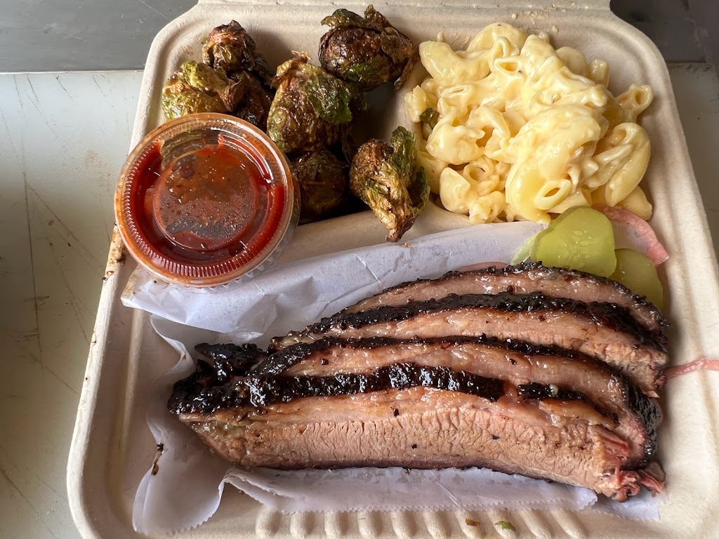 Cochon King BBQ | restaurant | 5321 Franklin Ave, New Orleans, LA 70122, USA | 5048845153 OR +1 504-884-5153