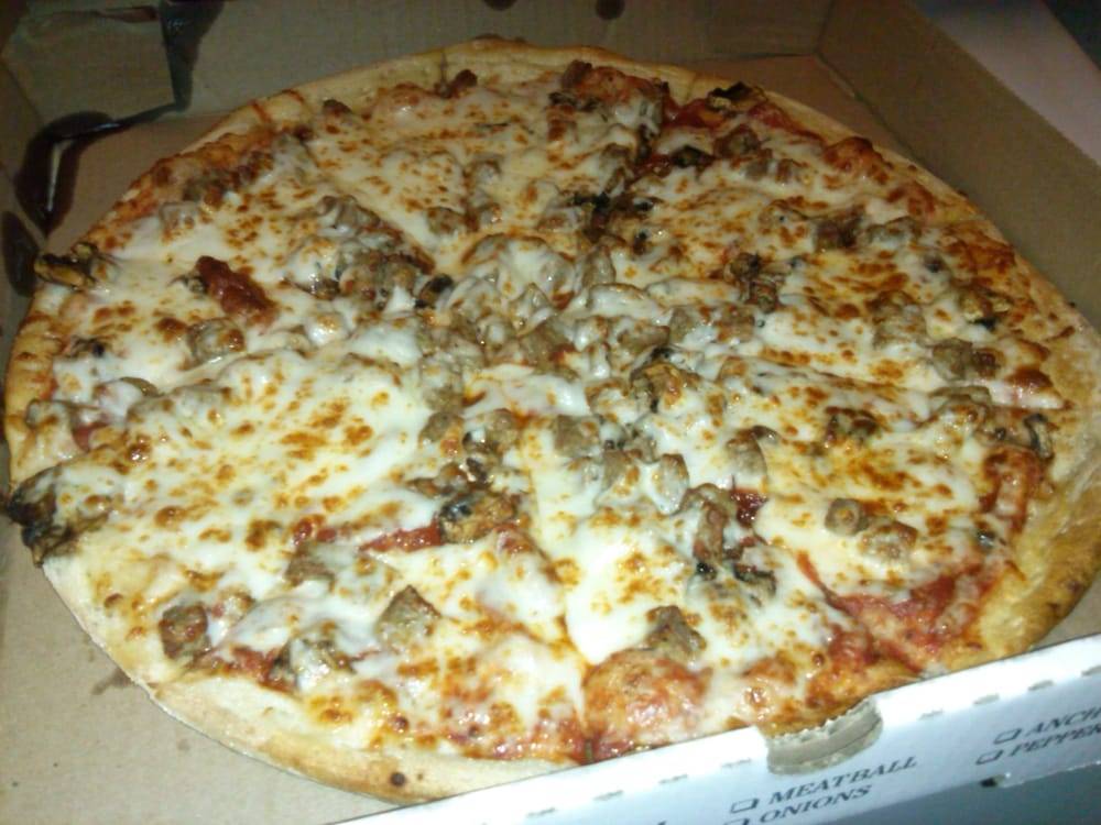 Golden Pizza | meal delivery | 1200 E Highland Ave, San Bernardino, CA 92404, USA | 9098834000 OR +1 909-883-4000