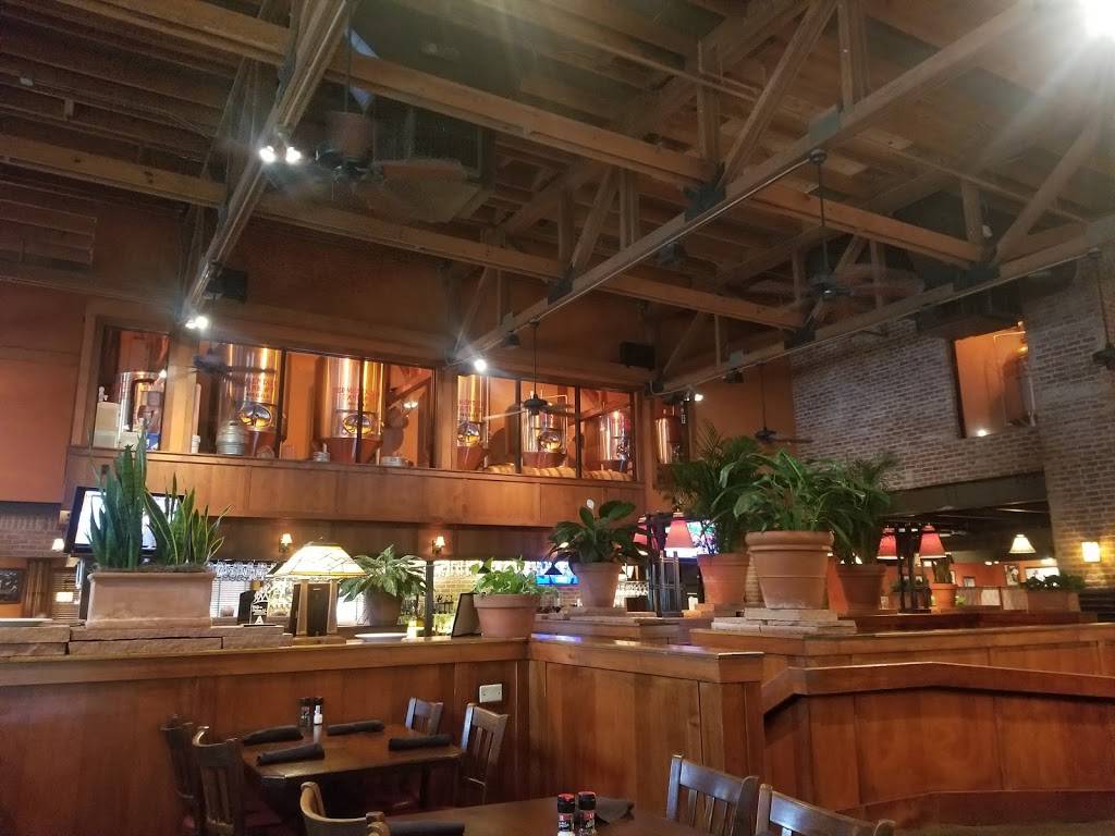 Seven Bridges Grille & Brewery | restaurant | 9735 Gate Pkwy N, Jacksonville, FL 32246, USA | 9049971999 OR +1 904-997-1999