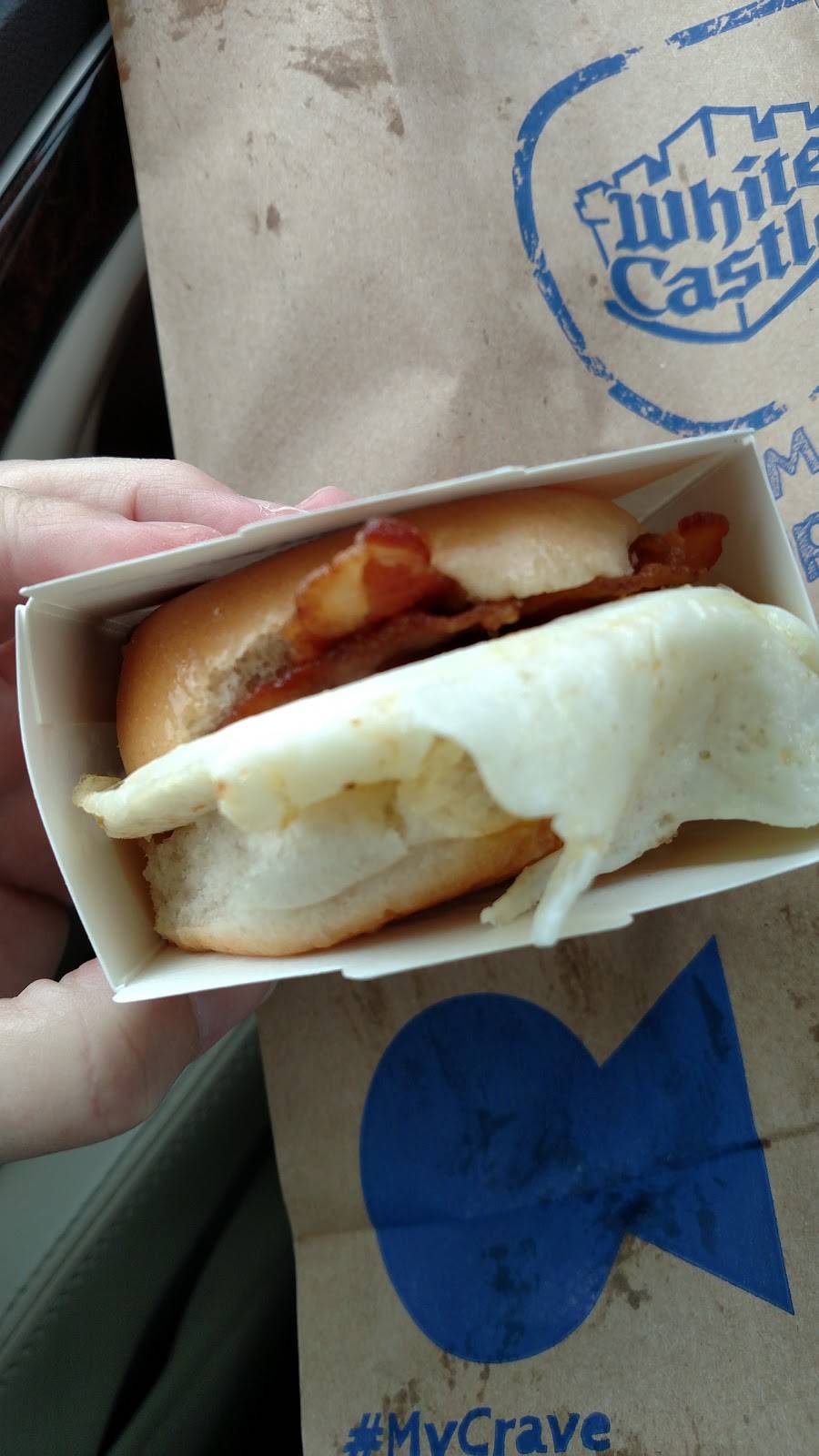 White Castle | restaurant | 10849 Lincoln Trail, Fairview Heights, IL 62208, USA | 6183987608 OR +1 618-398-7608