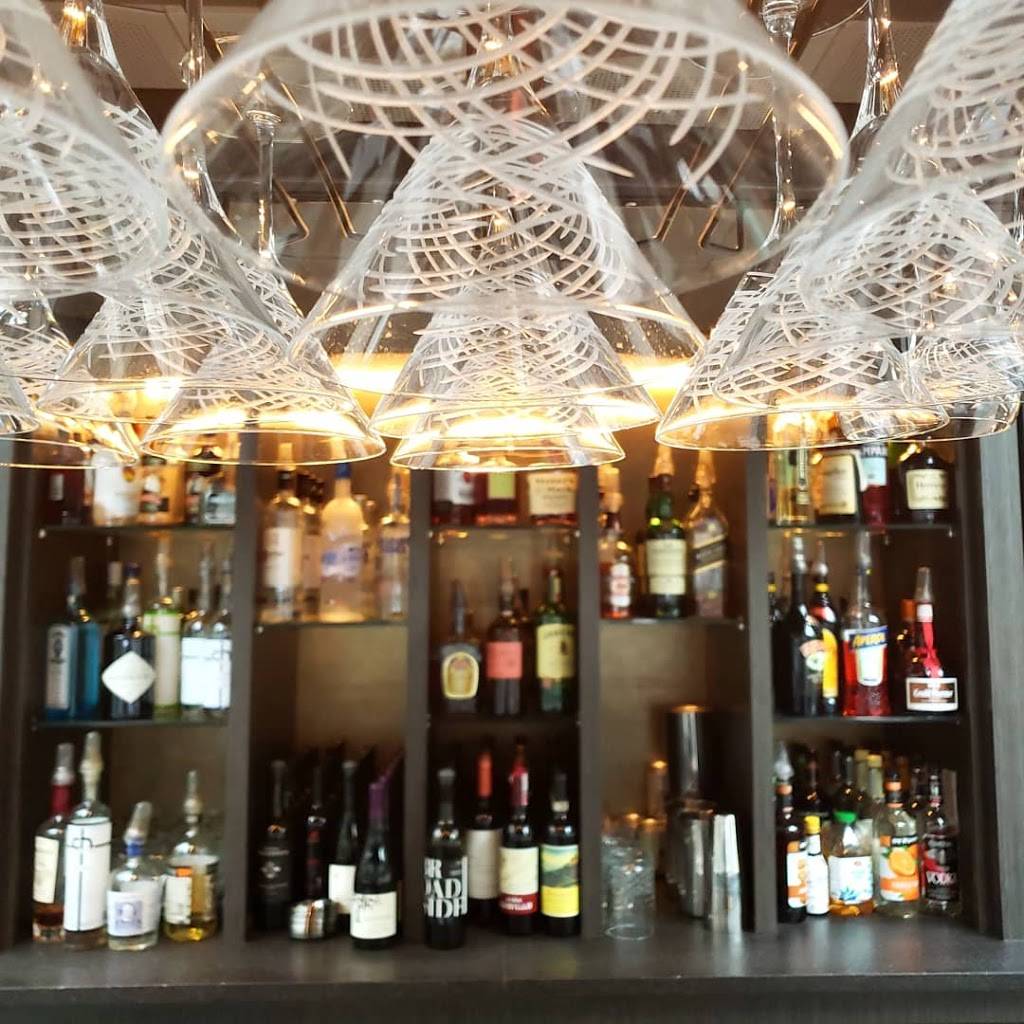 Odyssey Chicago River | restaurant | 455 N Cityfront Plaza Dr, Chicago, IL 60611, USA | 3129984293 OR +1 312-998-4293