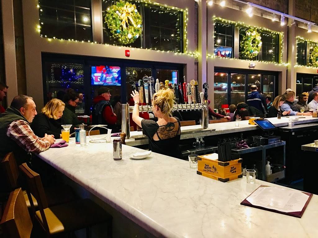 Novara Restaurant | restaurant | 556 Adams St, Milton, MA 02186, USA | 6176968400 OR +1 617-696-8400