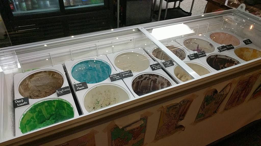 Downtown Pizza Thiensville / Mequon | restaurant | 227 S Main St, Thiensville, WI 53092, USA | 2623874992 OR +1 262-387-4992