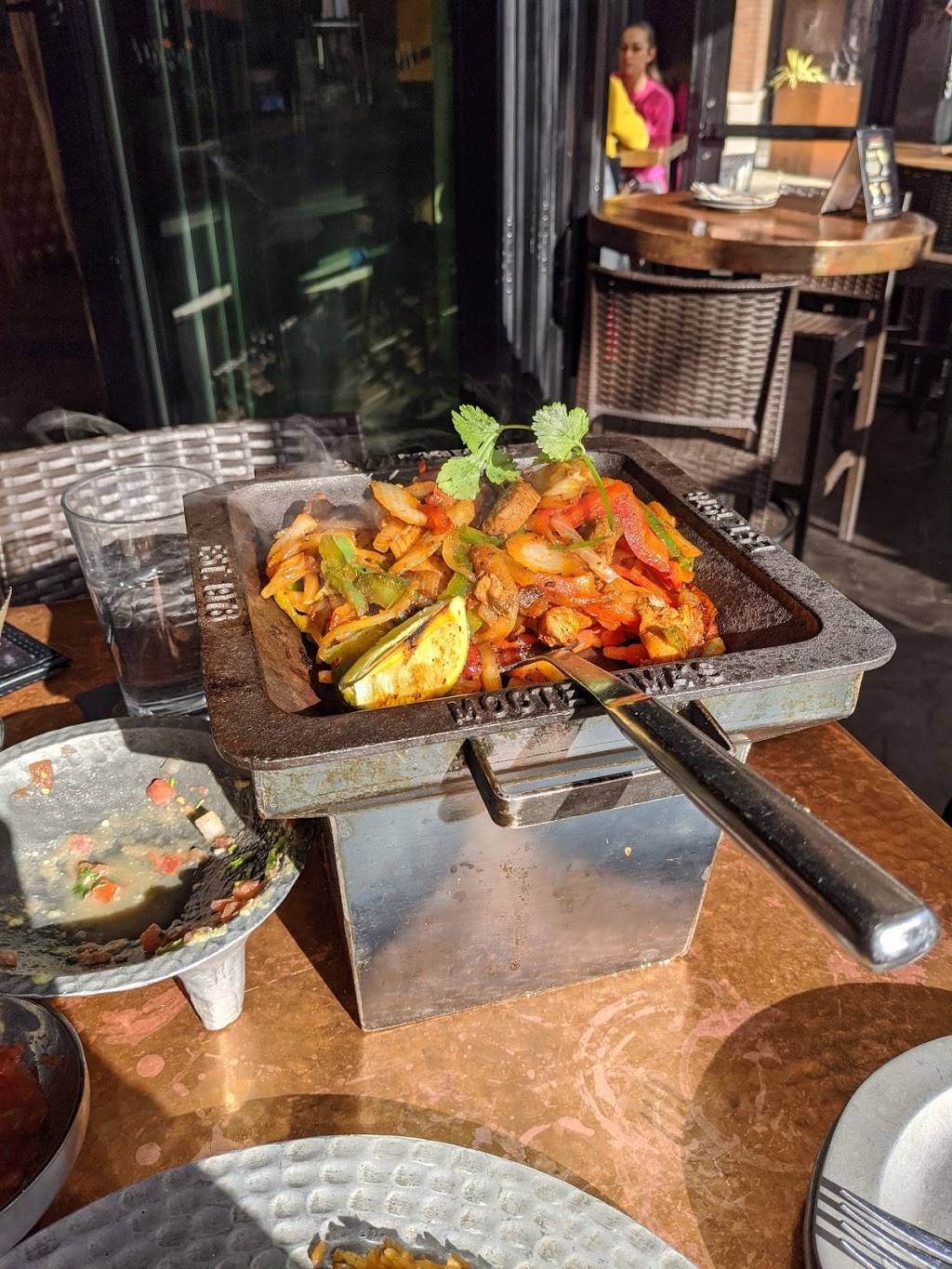 Moctezumas Mexican Restaurant & Tequila Bar | restaurant | 1150 Southcenter Mall, Tukwila, WA 98188, USA | 2065574757 OR +1 206-557-4757