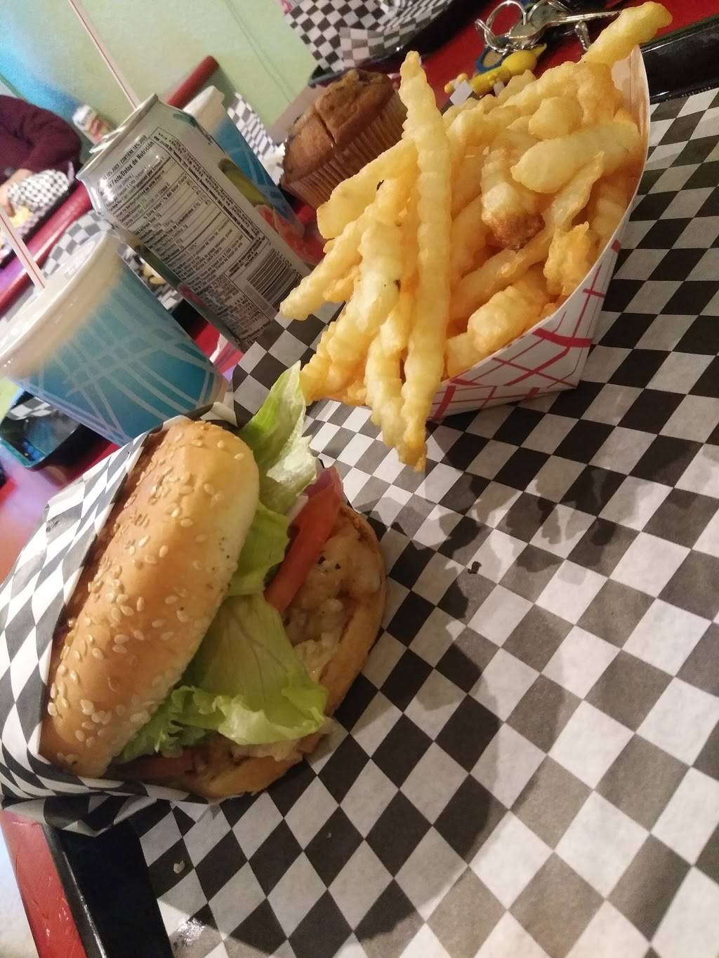 Johnnys Burgers | restaurant | 2747 Pacific Ave SE, Olympia, WA 98501, USA | 3603577819 OR +1 360-357-7819