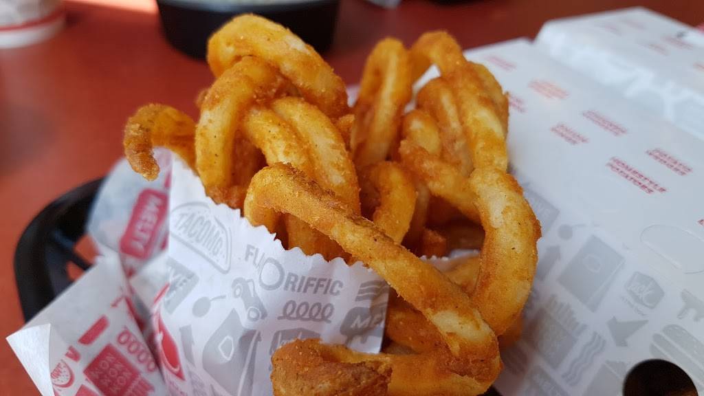 Jack in the Box | restaurant | 1401 Willow Rd, Menlo Park, CA 94025, USA | 6503215009 OR +1 650-321-5009