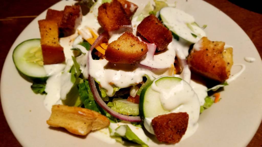 Logans Roadhouse | restaurant | 850 Mall Rd, Barboursville, WV 25504, USA | 3047362792 OR +1 304-736-2792