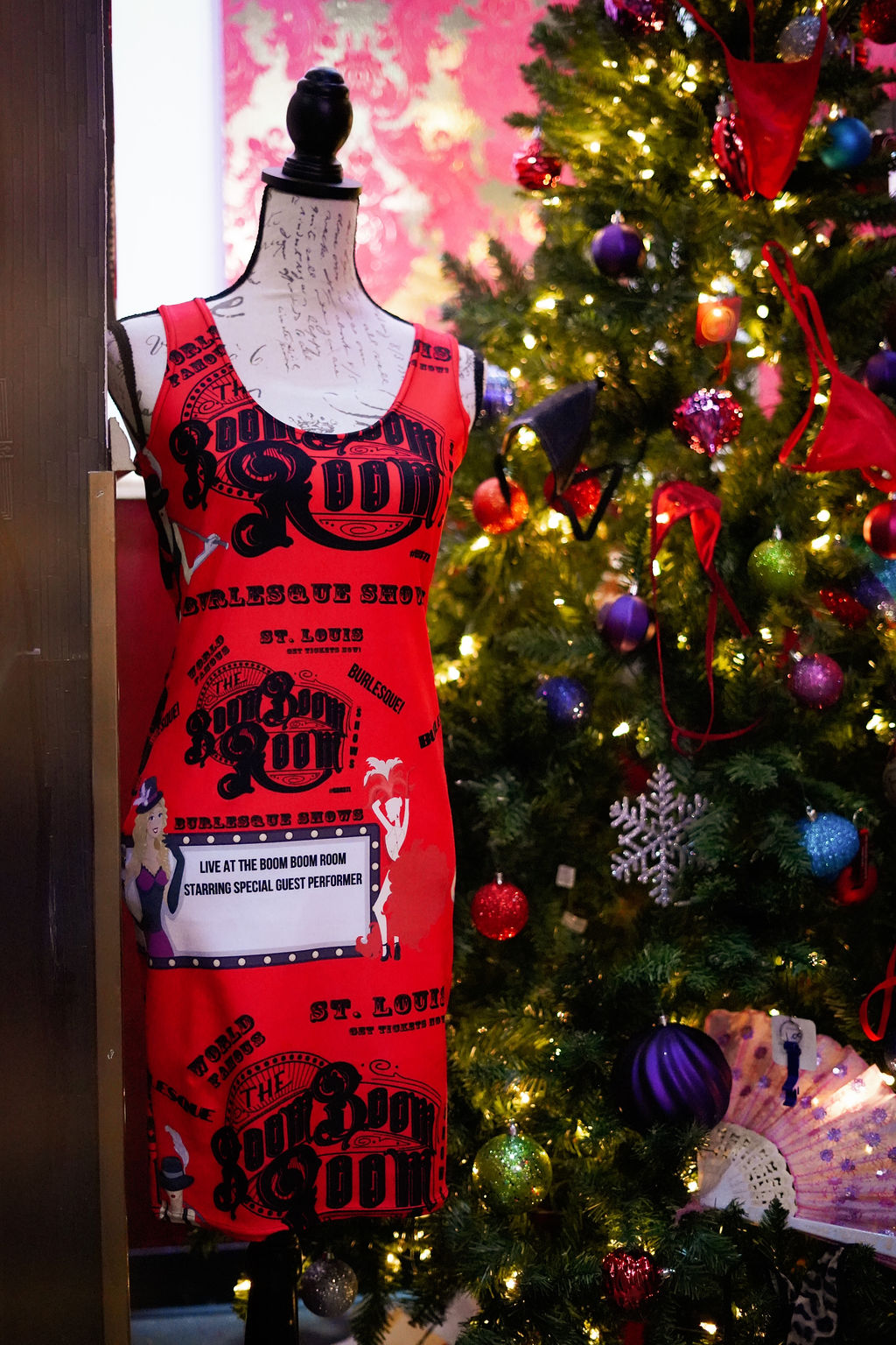 The Bombshell | restaurant | 1229 Washington Ave Suite 102, St. Louis, MO 63103, USA | 3144367000 OR +1 314-436-7000