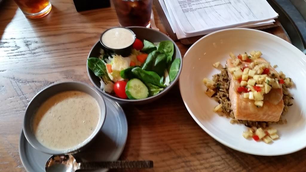 Ryans Creek House | restaurant | 171 Crooked Creek Dam Rd, Ford City, PA 16226, USA | 7249027650 OR +1 724-902-7650