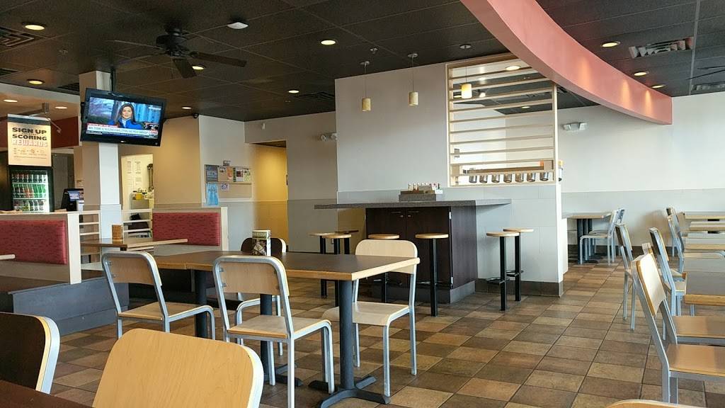 QDOBA Mexican Eats | restaurant | 10338 Main St, Fairfax, VA 22030, USA | 7032738202 OR +1 703-273-8202