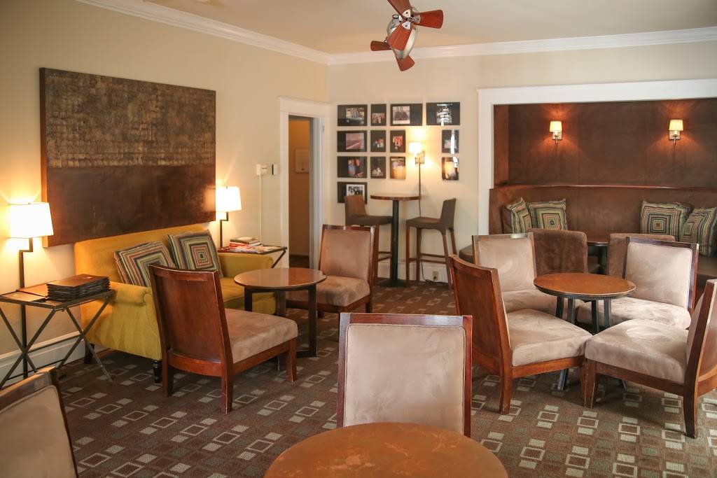 Towne House Restaurant at Wine & Roses | night club | 2505 W Turner Rd, Lodi, CA 95242, USA | 2093716160 OR +1 209-371-6160