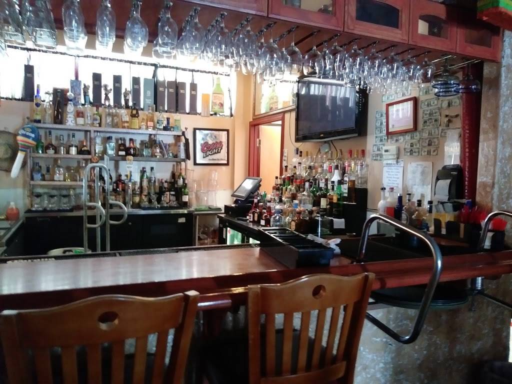 La Hacienda Mexican Restaurant | restaurant | 1160 1st St, Gilroy, CA 95020, USA | 4088484133 OR +1 408-848-4133