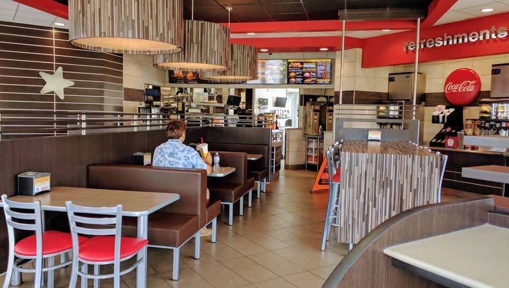 Hardees | restaurant | 910 SW, MO-7, Blue Springs, MO 64014, USA | 8162292495 OR +1 816-229-2495