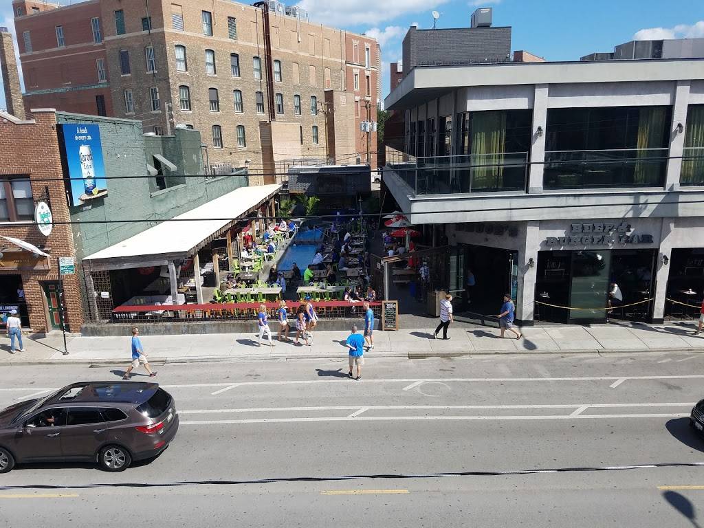 Old Crow Smokehouse | restaurant | 3506 N Clark St, Chicago, IL 60657, USA | 7735374452 OR +1 773-537-4452