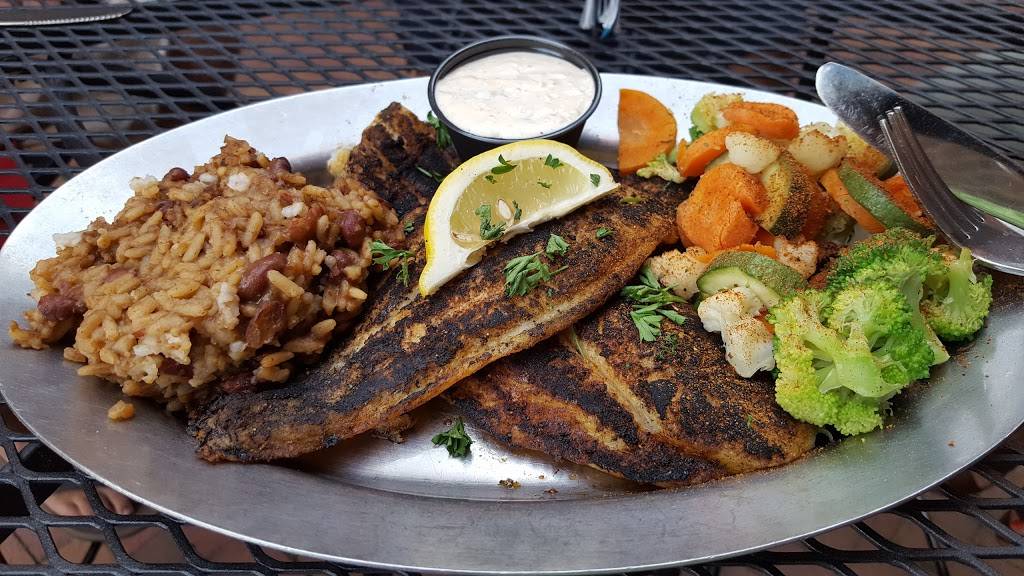 Stella Blues | restaurant | 306 E Madison St, Eau Claire, WI 54703, USA | 7158557777 OR +1 715-855-7777