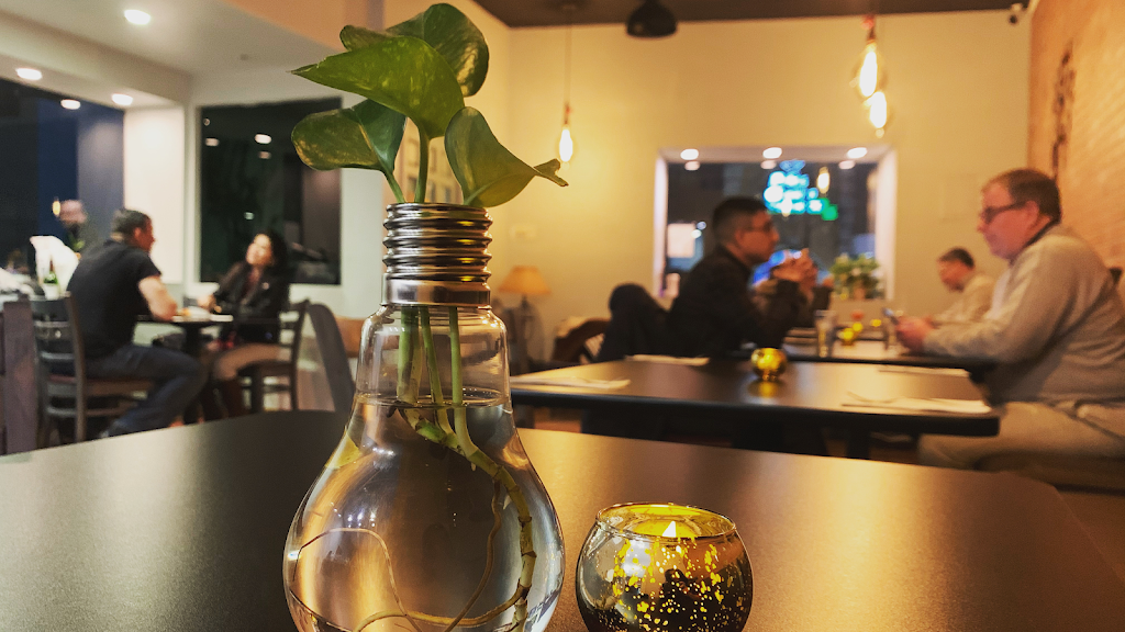 BARN NA THAI | restaurant | 6402 Fresh Pond Rd, Queens, NY 11385, USA | 9293878065 OR +1 929-387-8065