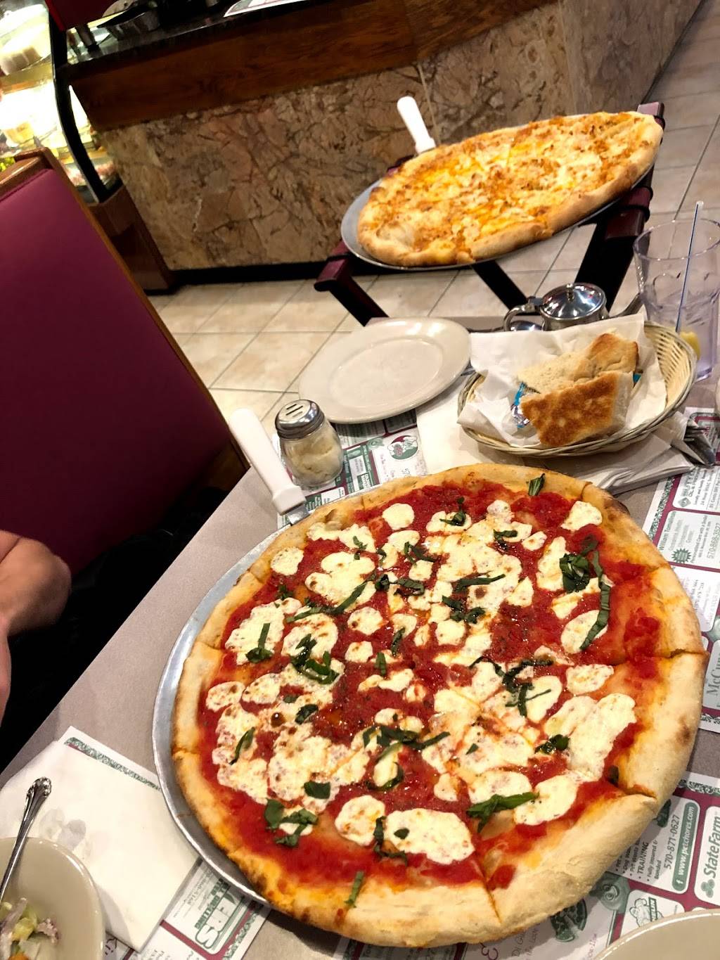 Kings | restaurant | 49 S Mountain Blvd, Mountain Top, PA 18707, USA | 5704745464 OR +1 570-474-5464