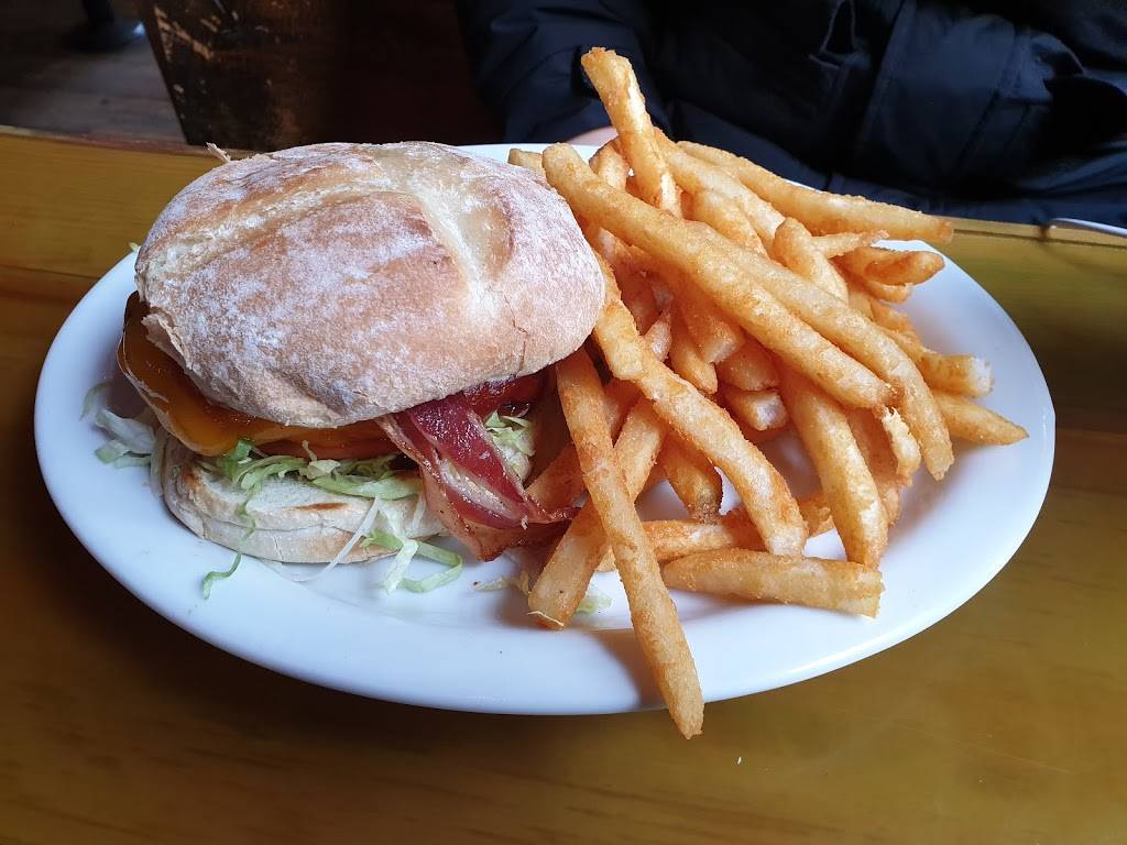 Whiskeys | restaurant | 885 Boylston St, Boston, MA 02116, USA | 6172625551 OR +1 617-262-5551