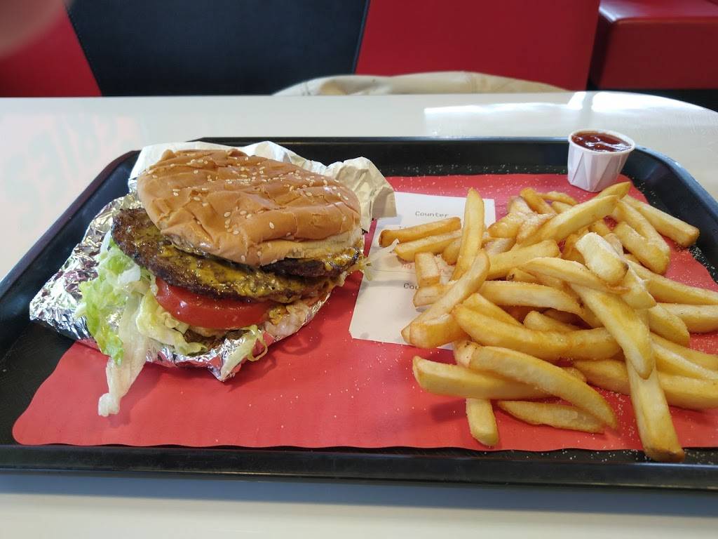 Lennys Burgers | restaurant | 2156 N Alma School Rd, Chandler, AZ 85224, USA | 4803613989 OR +1 480-361-3989