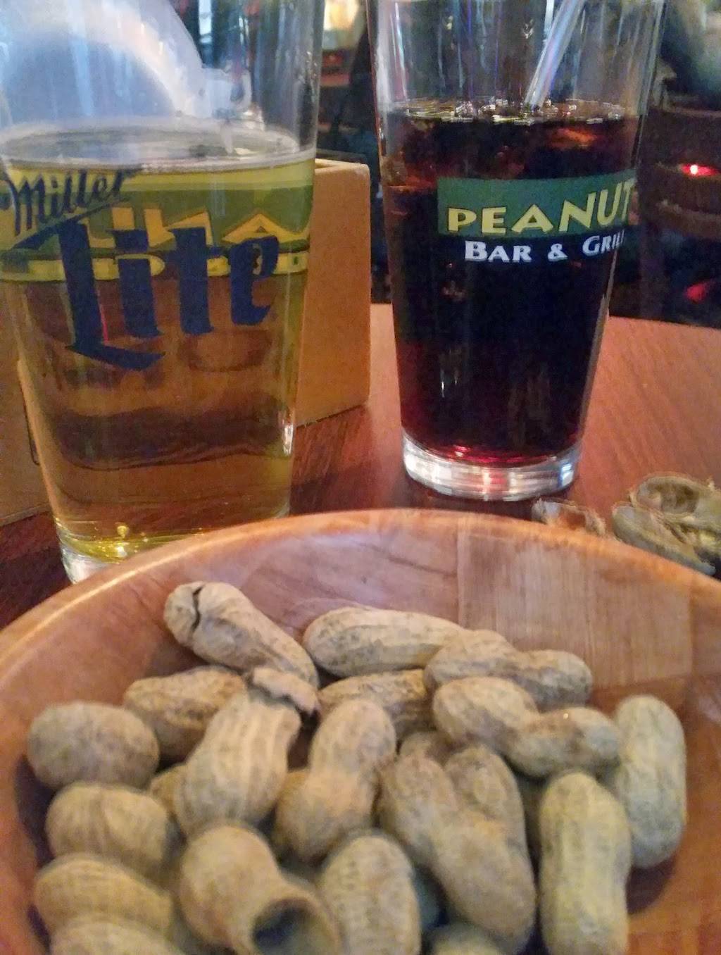 Peanuts Bar & Grill | restaurant | 22 W Chicago Ave, Naperville, IL 60540, USA | 6303695200 OR +1 630-369-5200