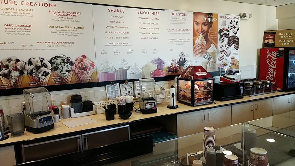 Cold Stone Creamery | bakery | 714 N Clinton St, Defiance, OH 43512, USA | 4197822700 OR +1 419-782-2700