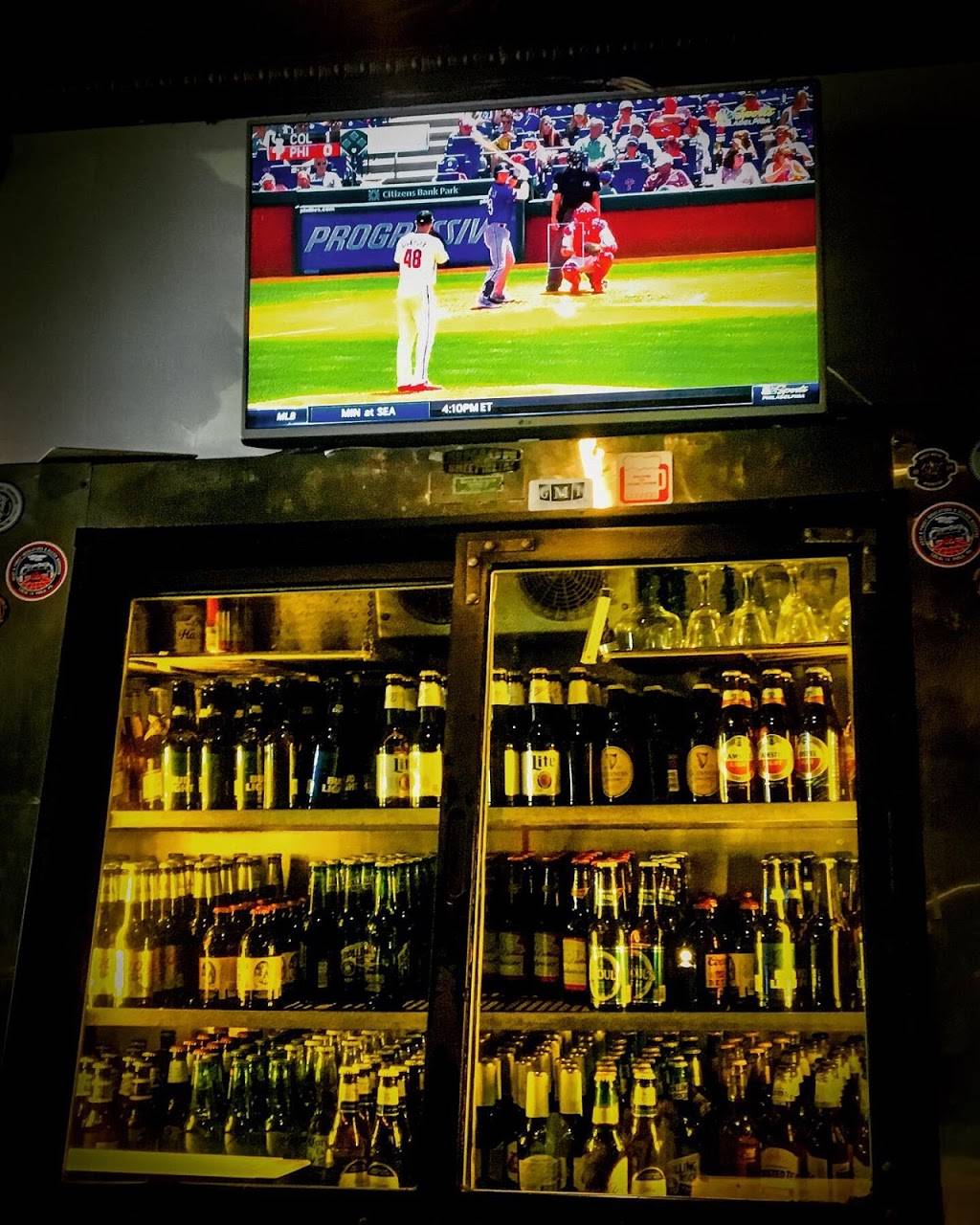 Squire Tavern | restaurant | 11708 Bustleton Ave, Philadelphia, PA 19116, USA | 2156865996 OR +1 215-686-5996