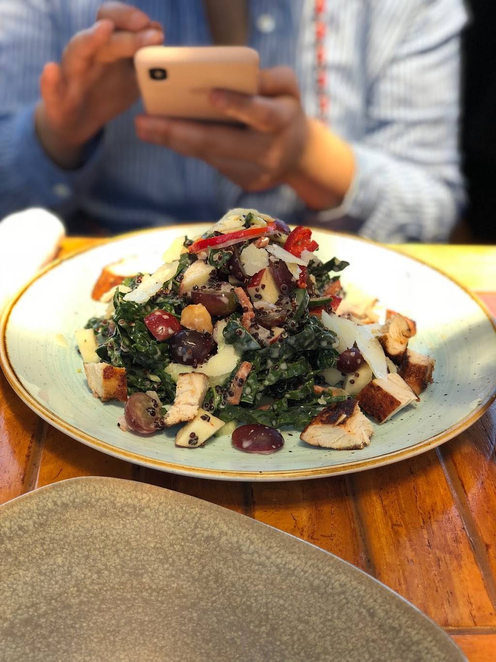 Bar Bocce | restaurant | 1250 Bridgeway, Sausalito, CA 94965, USA | 4153310555 OR +1 415-331-0555