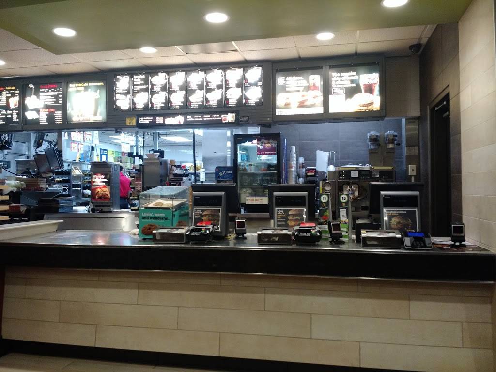 McDonalds | cafe | 4275 45th St, West Palm Beach, FL 33409, USA | 5616847405 OR +1 561-684-7405