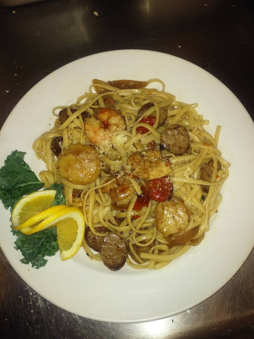 The Little Ridge | restaurant | 107 Evans St, Batavia, NY 14020, USA | 5858155118 OR +1 585-815-5118