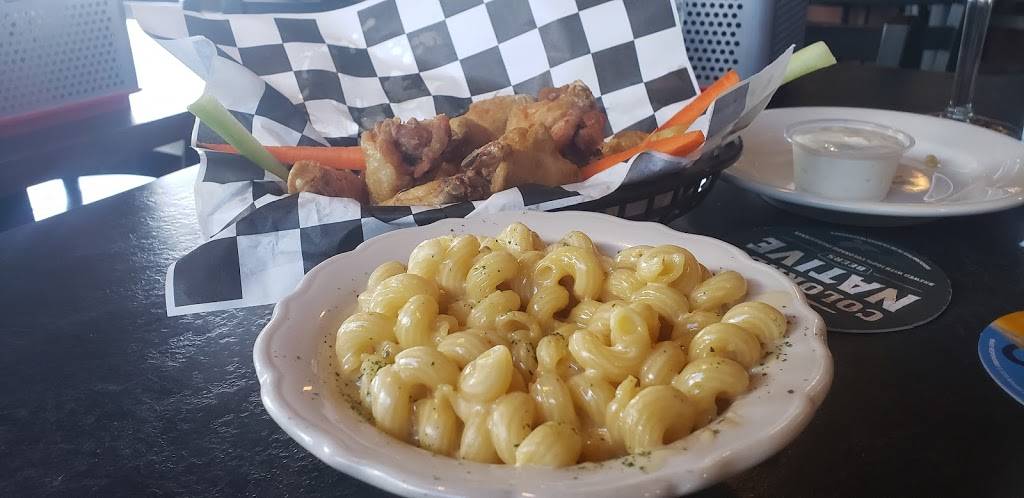 Cousin Pats Pub & Grill | restaurant | 451 S St Vrain Ave, Estes Park, CO 80517, USA | 9705867287 OR +1 970-586-7287