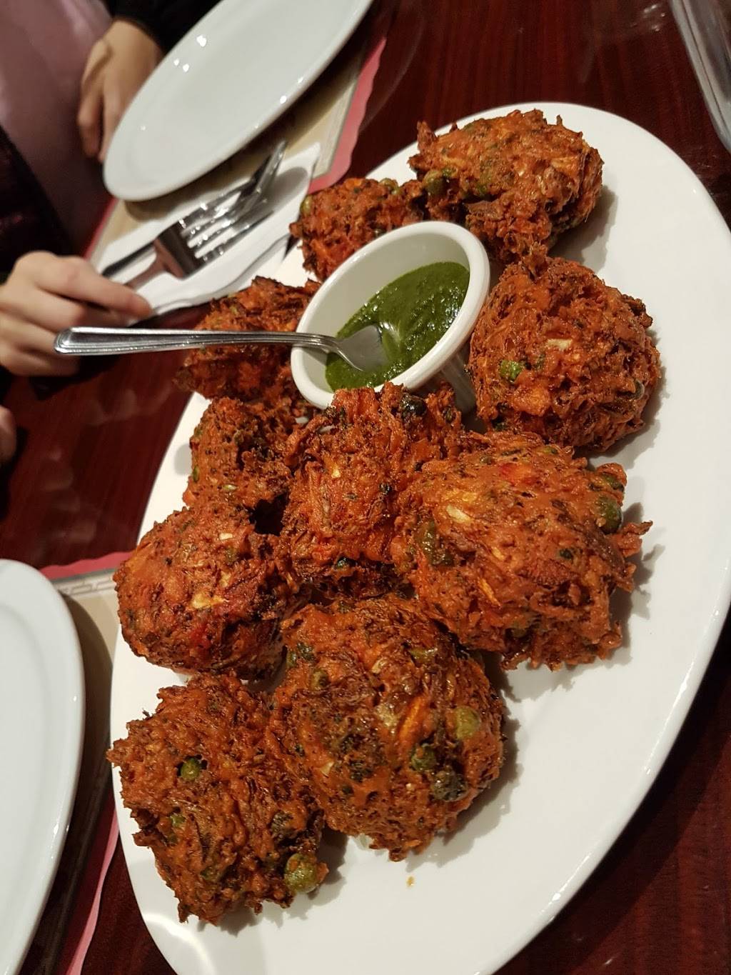 Royal Jade Restaurant | restaurant | 2100 Steeles Ave W, Concord, ON L4K 2V1, Canada | 9056695233 OR +1 905-669-5233