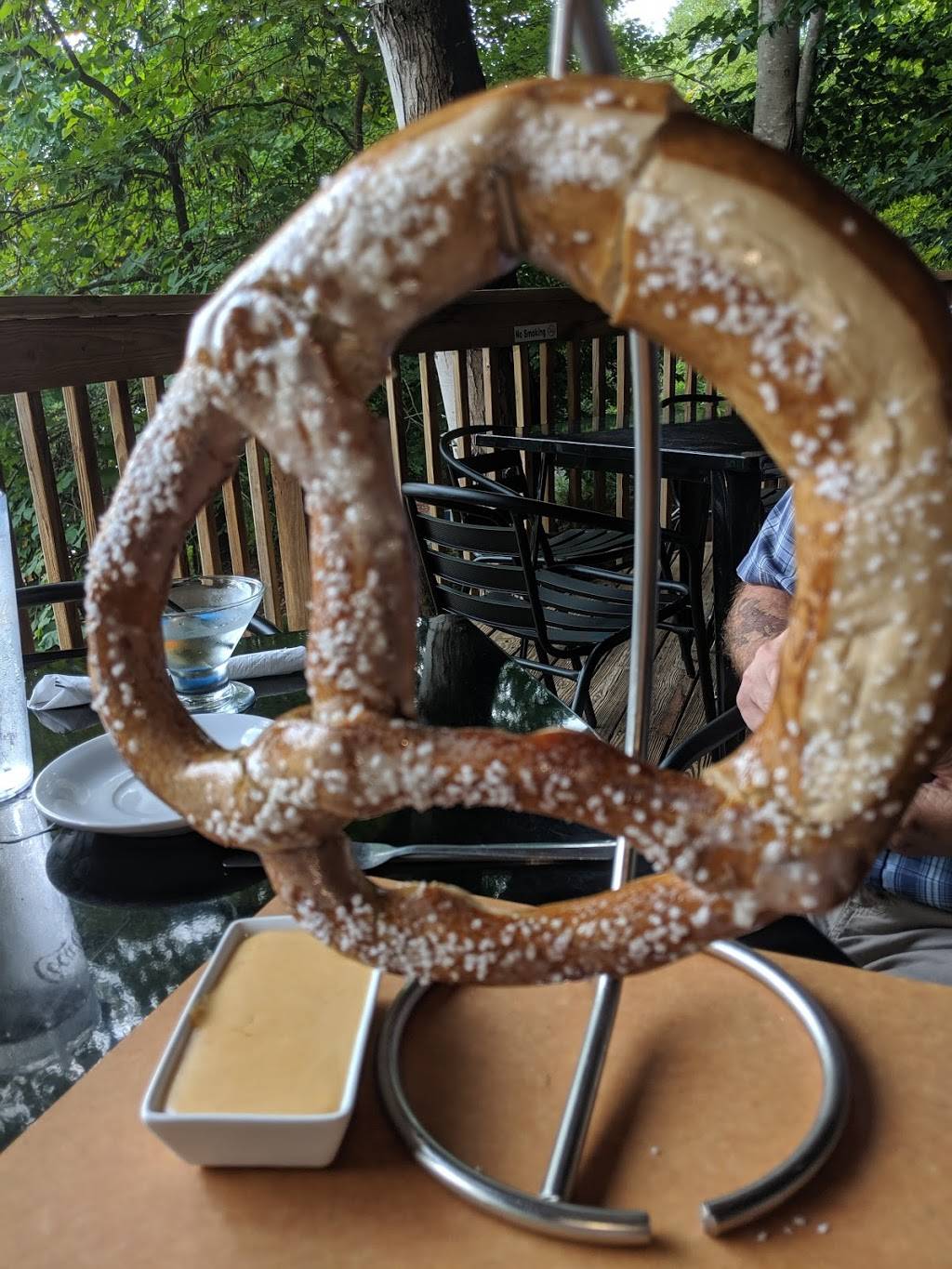 Cheers At Choto | restaurant | 2600 Whitten Ln, Knoxville, TN 37922, USA | 8653926311 OR +1 865-392-6311