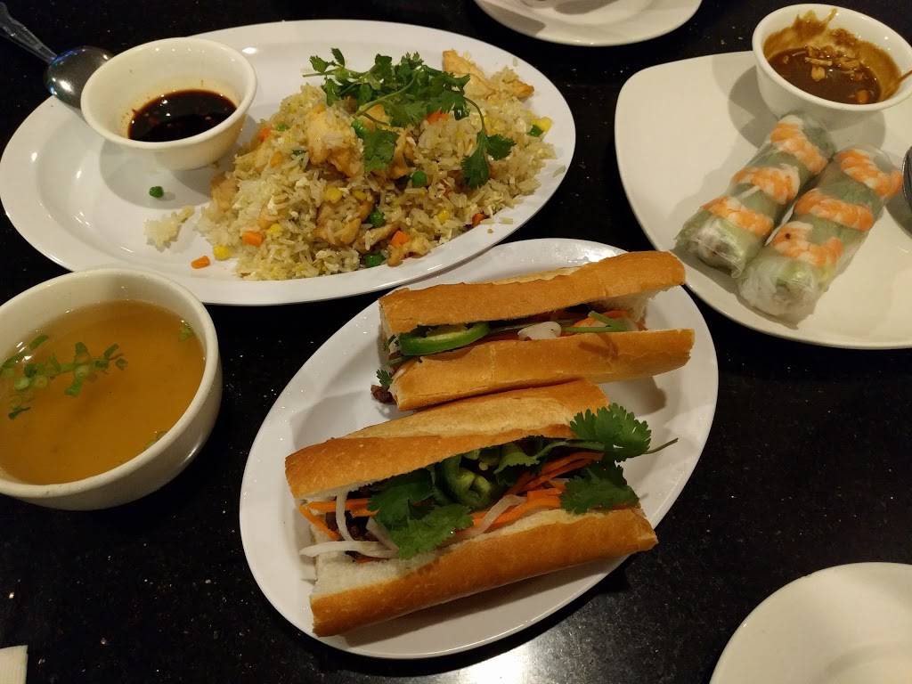 The Pho Shop | restaurant | 3760 Sports Arena Blvd #3, San Diego, CA 92110, USA | 6192221447 OR +1 619-222-1447