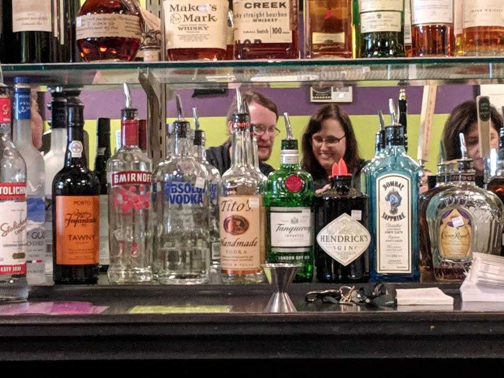 Mes burgers & brews | restaurant | 215 Main St, Danville, VA 24541, USA | 4347920123 OR +1 434-792-0123