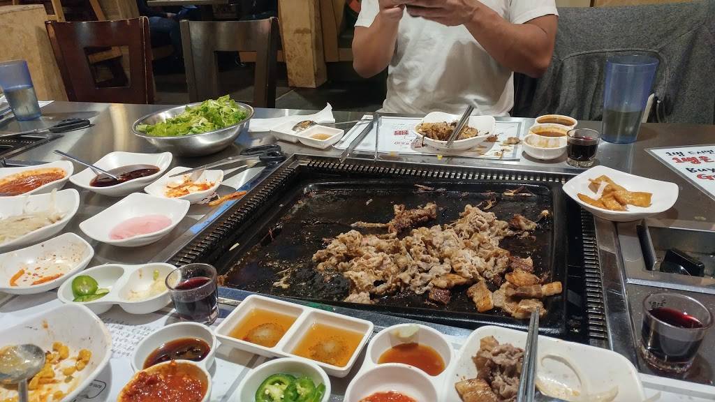 Star BBQ | restaurant | 8295 W Garden Grove Blvd, Garden Grove, CA 92844, USA | 7145305388 OR +1 714-530-5388