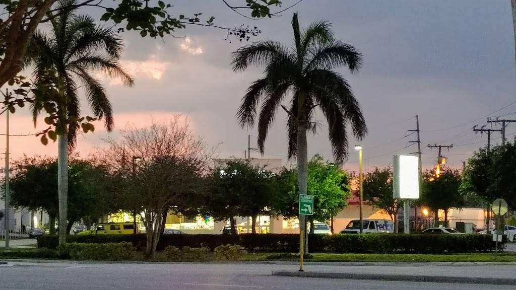 Chipotle Mexican Grill | restaurant | 2380 Palm Beach Lakes Blvd, West Palm Beach, FL 33409, USA | 5616888951 OR +1 561-688-8951