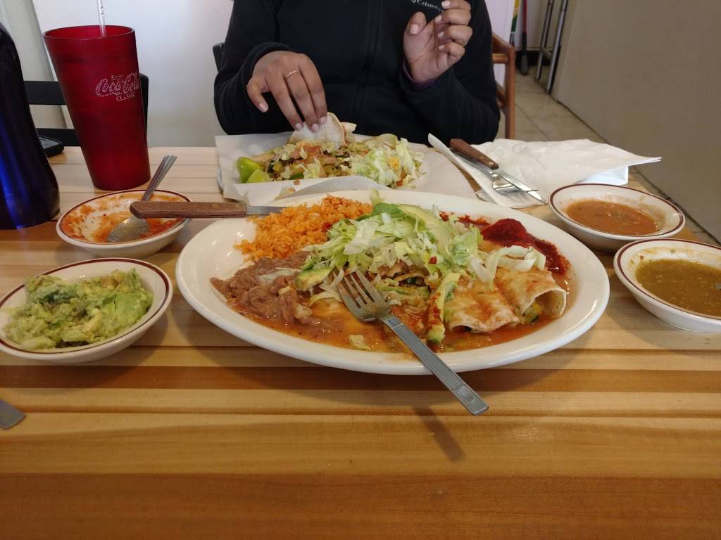 Taqueria La Familia | restaurant | 2642 W 32nd Ave, Denver, CO 80211, USA | 3034332332 OR +1 303-433-2332