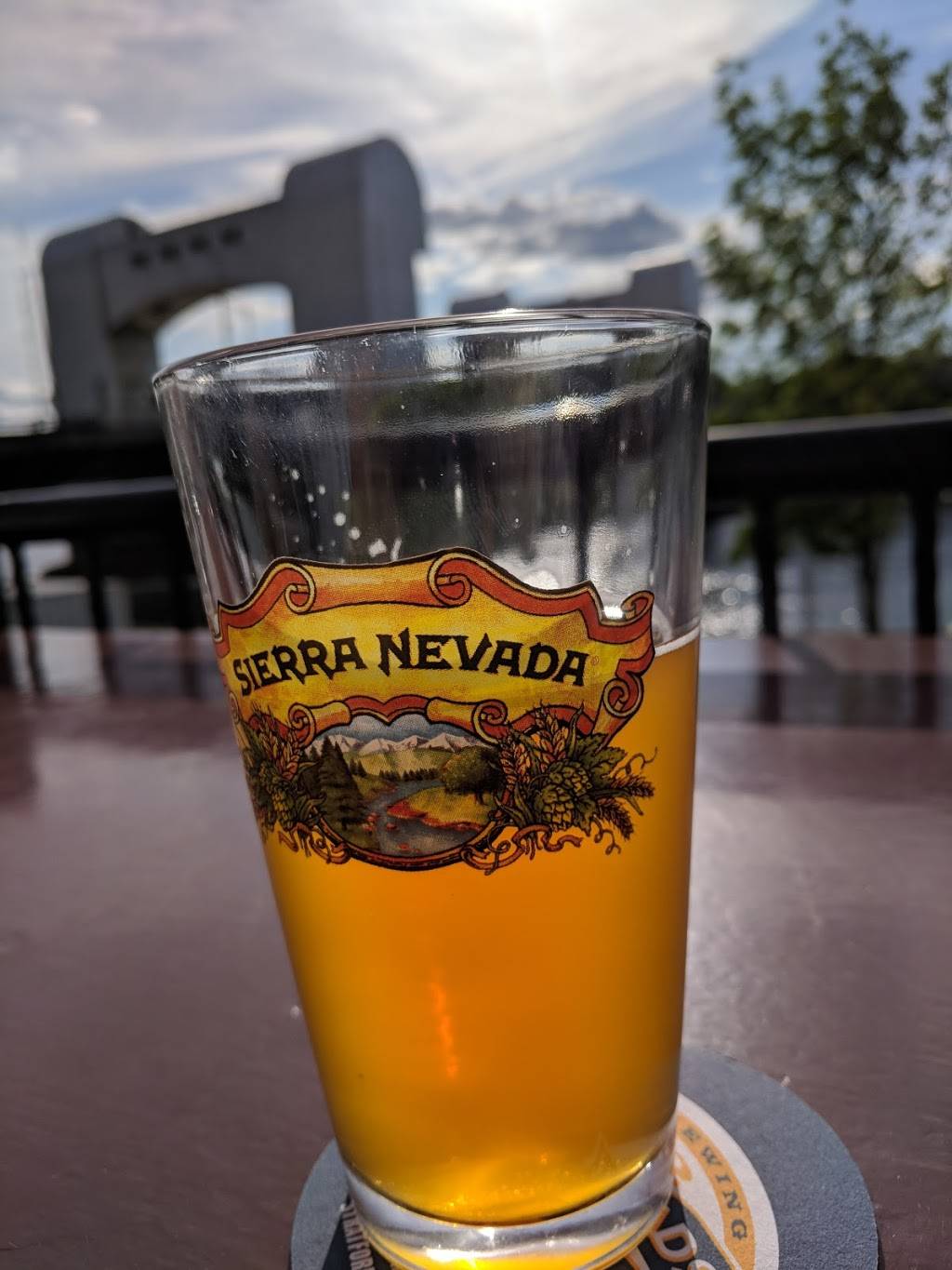 Ryans Wake | restaurant | 403 River St # 1, Troy, NY 12180, USA | 5182709253 OR +1 518-270-9253