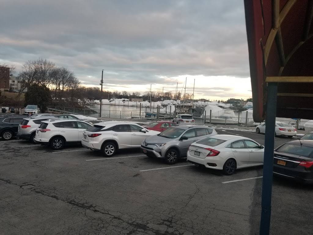 Marina Di Calabria | restaurant | 290 Drake Ave, New Rochelle, NY 10805, USA | 9142355252 OR +1 914-235-5252