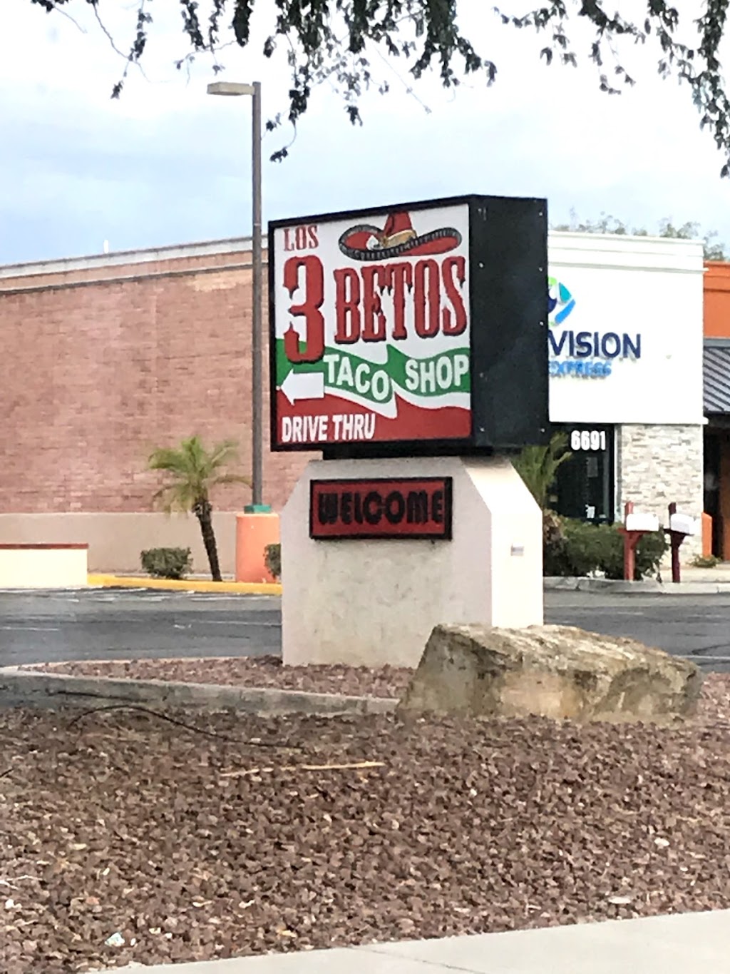 Betitos Mexican Food | restaurant | 6671 N Thornydale Rd, Tucson, AZ 85741, USA | 5207977777 OR +1 520-797-7777