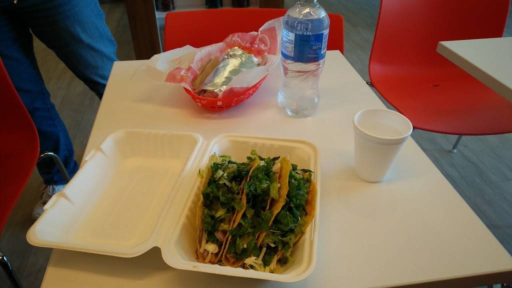 Quesada Burritos & Tacos | restaurant | 1261 Stittsville Main St, Stittsville, ON K2S 2E4, Canada | 6132921232 OR +1 613-292-1232