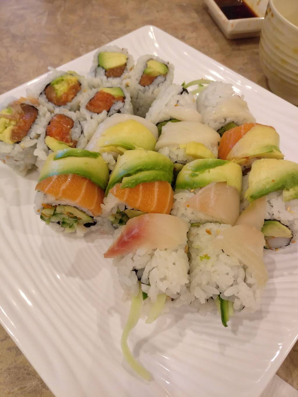 Sake Sushi Windsor | restaurant | 2080 Wyandotte St W, Windsor, ON N9B 1J7, Canada | 5199719888 OR +1 519-971-9888