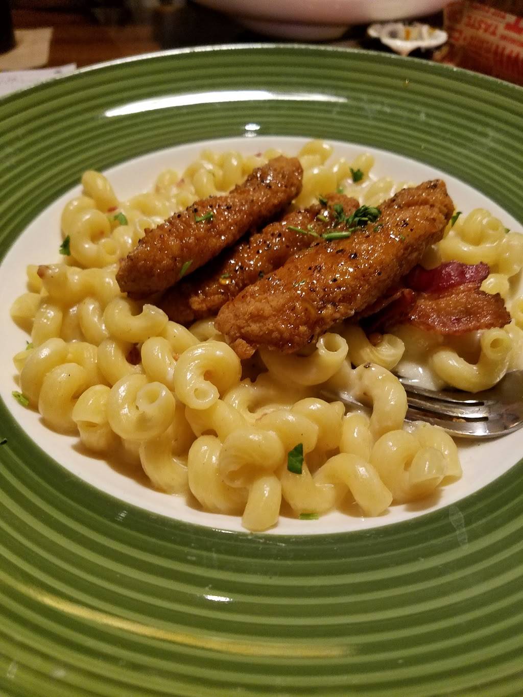 Applebees Grill + Bar | restaurant | 2535-37 Castor Ave, Philadelphia, PA 19134, USA | 2157441531 OR +1 215-744-1531