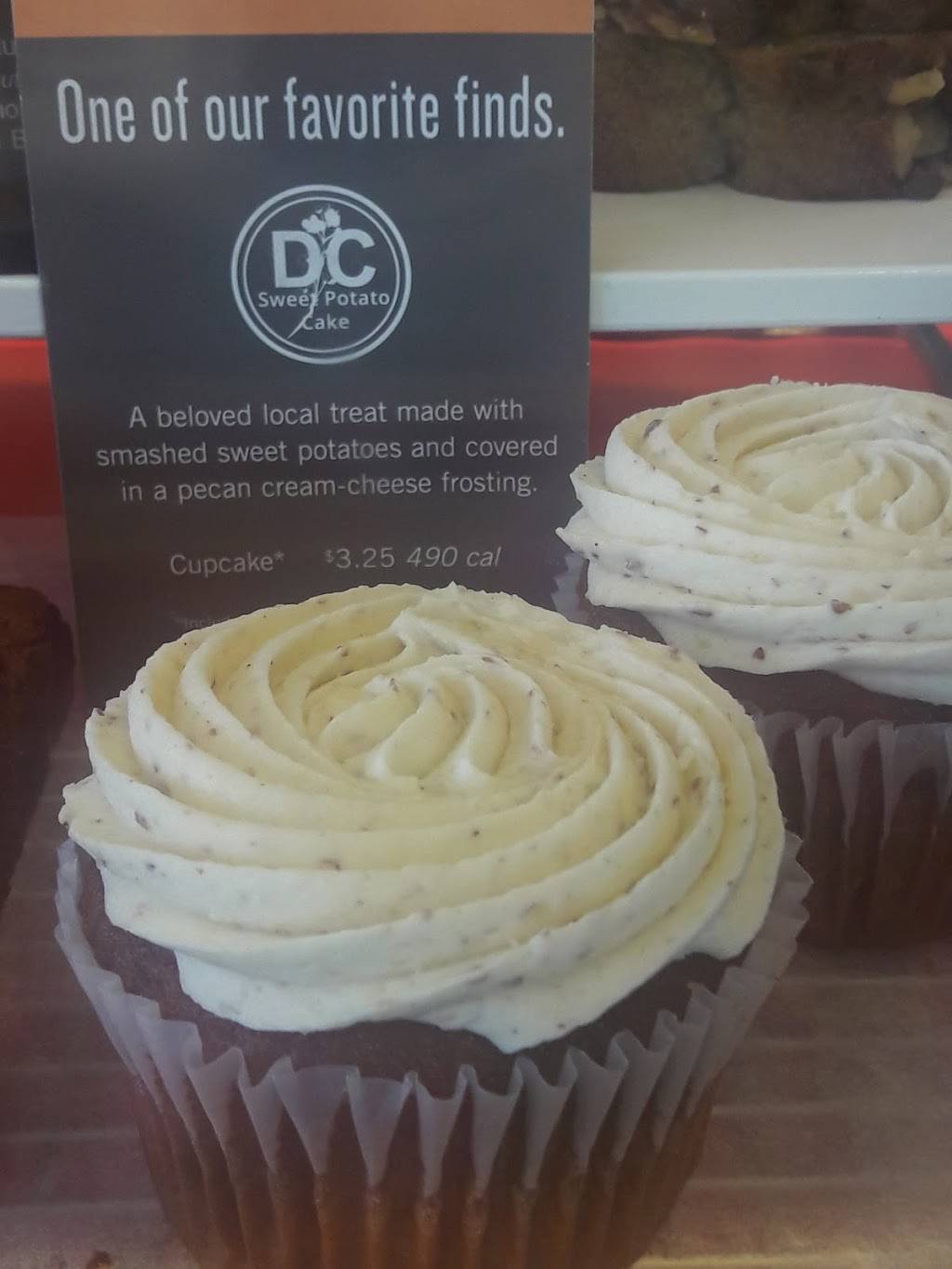 Starbucks | cafe | 7045 Berry Rd A1, Accokeek, MD 20607, USA | 3012833724 OR +1 301-283-3724