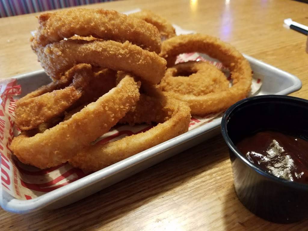 Applebees Grill + Bar | restaurant | 6530 NW Barry Rd, Kansas City, MO 64154, USA | 8167460074 OR +1 816-746-0074