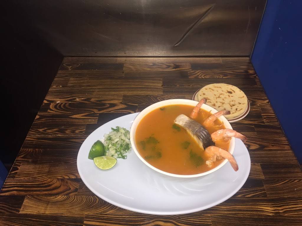 Naomis Pupusería and Restaurant | restaurant | 1682 E Vernon Ave, Los Angeles, CA 90011, USA | 3233257443 OR +1 323-325-7443