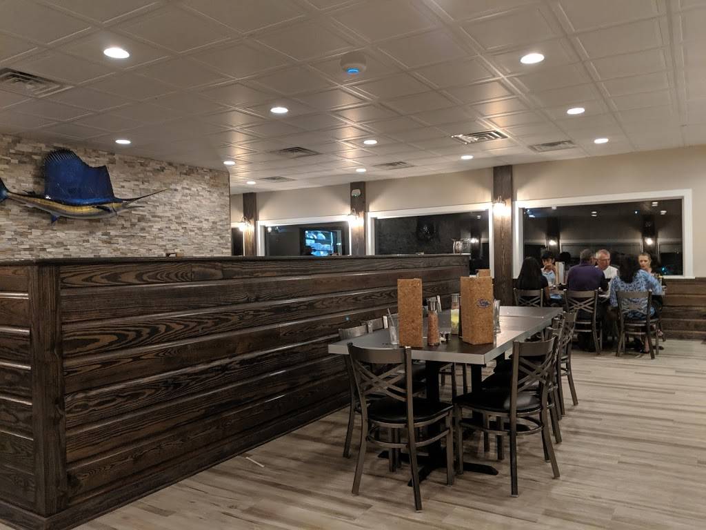 Stoked Restaurant | restaurant | 313 Canal Dr, Carolina Beach, NC 28428, USA | 9104588300 OR +1 910-458-8300