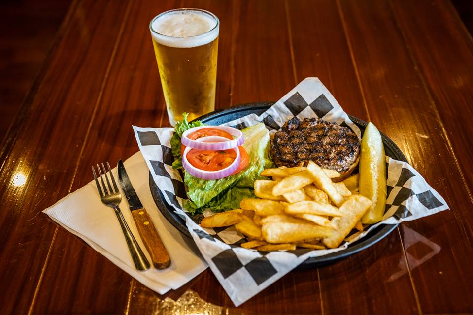 Calverts in the Heights | restaurant | 670 Scenic Hwy, Pensacola, FL 32503, USA | 8503325838 OR +1 850-332-5838