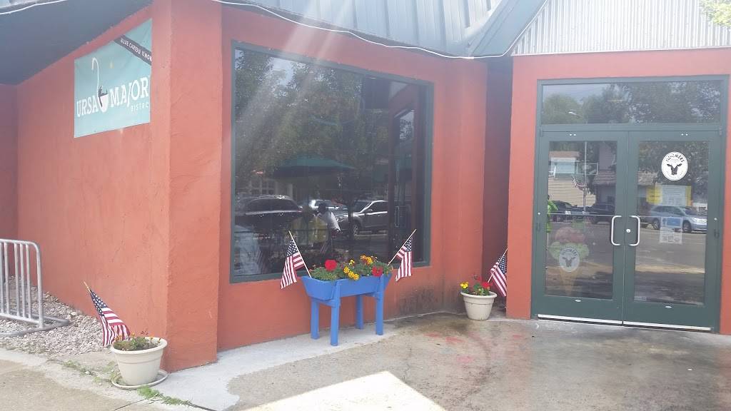 Ursa Major Bistro & Coffee Shop | restaurant | 245 S Benzie Blvd, Beulah, MI 49617, USA | 2313834250 OR +1 231-383-4250